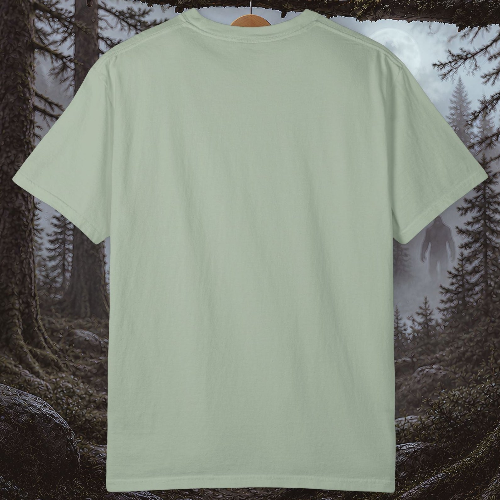 AI Told Me To Find Bigfoot T-Shirt