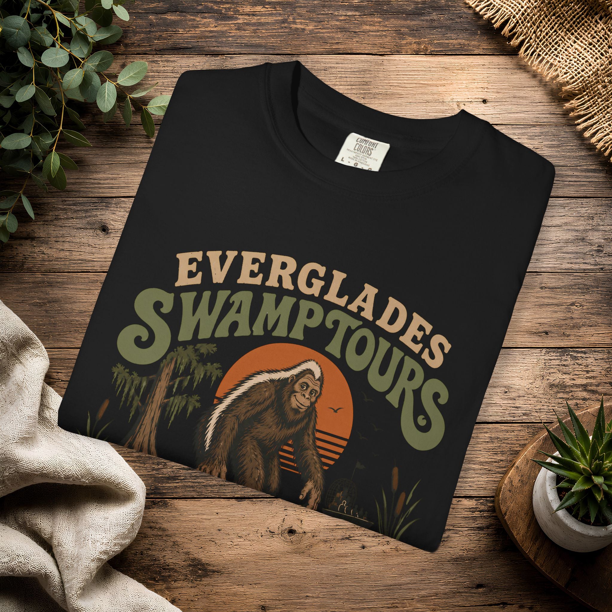Everglades Swamp Tours Skunk Ape T‑Shirt